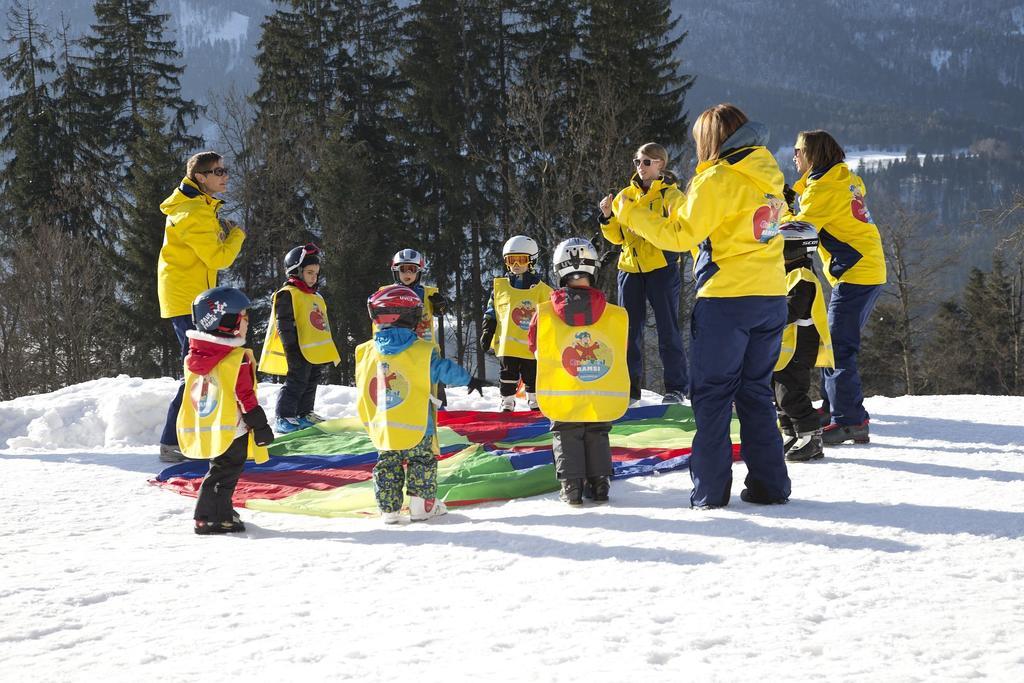 Ramsi Euer Familienhotel Hermagor-Pressegger See Buitenkant foto