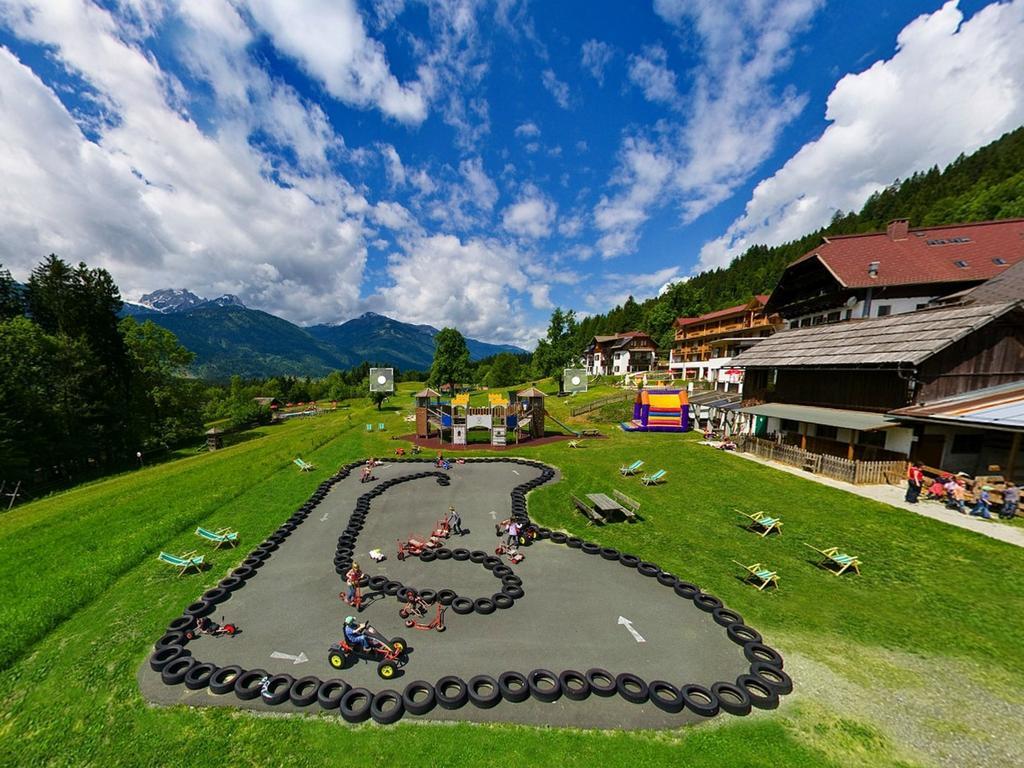 Ramsi Euer Familienhotel Hermagor-Pressegger See Buitenkant foto